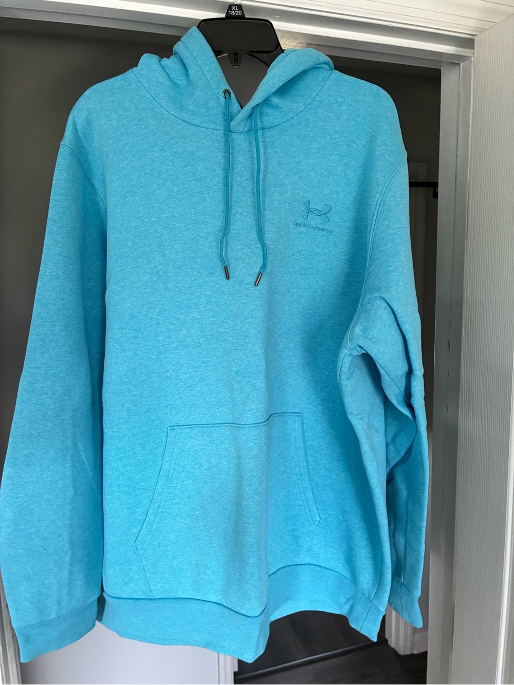 Under Armour Men’s Ether Blue Hoodie 2XL